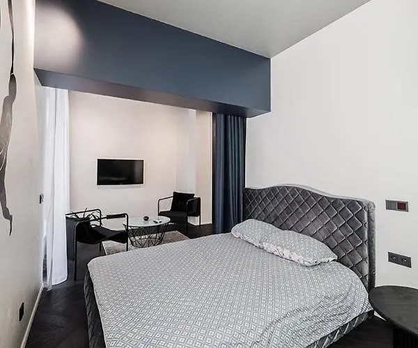 Butas Su Jacuzzi Kauno Miesto Centre *